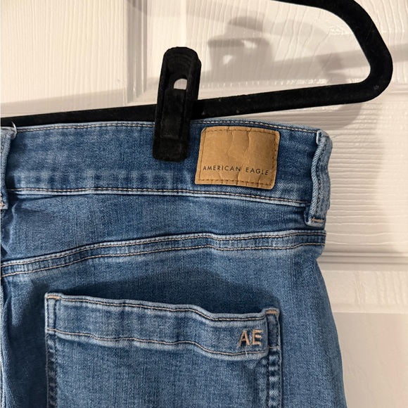 Classic Blue Flared Women Jeans - Picture 4 of 6